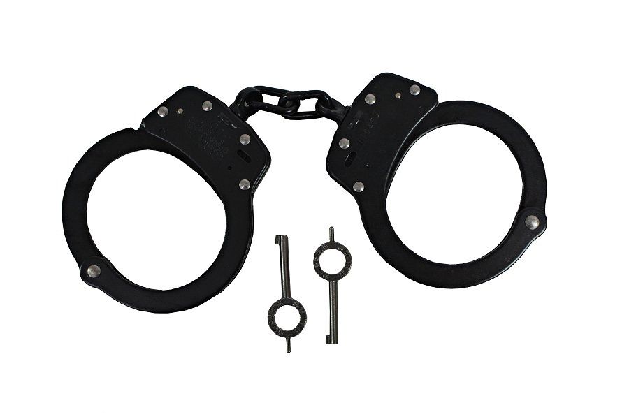 Smith & Wesson Chain Handcuffs